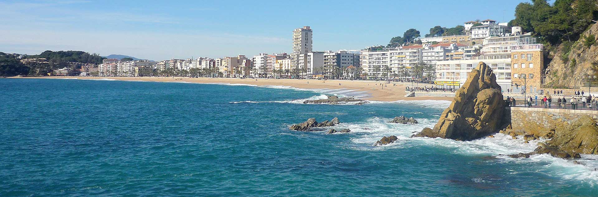 Statut de la propriété Maison à Vente et location de villas de luxe, appartements, maisons Lloret de Mar, Fenals, Centro, Cala Canyellas, Blanes. Locations de vacances Lloret de Mar. Fenals Acheter Condos